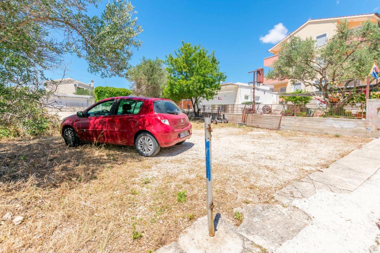 Apartments Ivat Rogoznica  Exterior photo