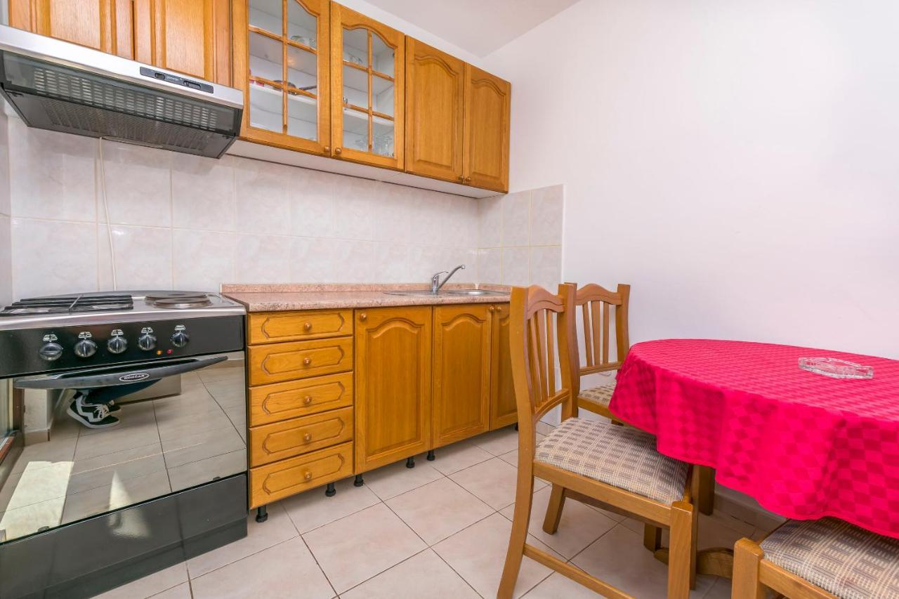 Apartments Ivat Rogoznica  Exterior photo